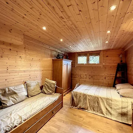 8 Couchages A Combloux, Hiver A La Saison, Ete A La Semaine - Fr-1-560-32 *